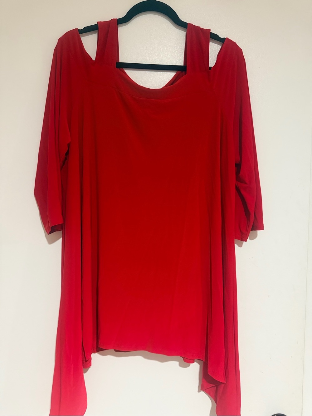 Come N See Women’s Red Cold-Shoulder Tunic Top